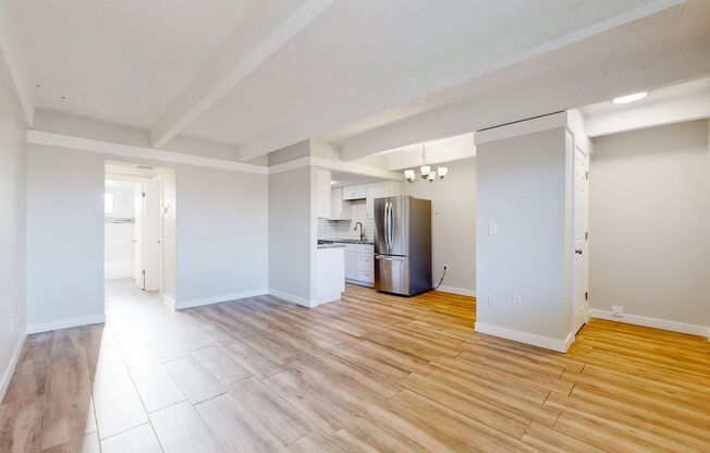 Adorable 1 bedroom condo with mountain views