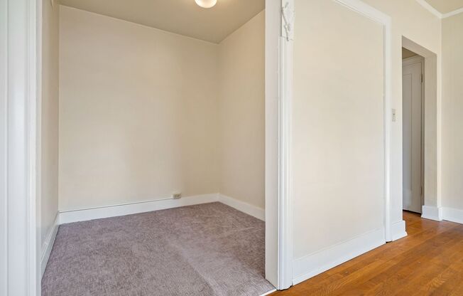 Studio, 1 bath, 470 sqft, $1,450, Unit 408