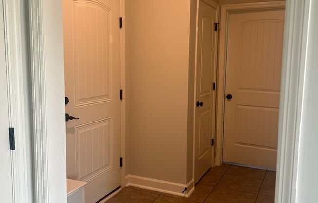 Beautiful Home 4 bedroom 2.5 bath