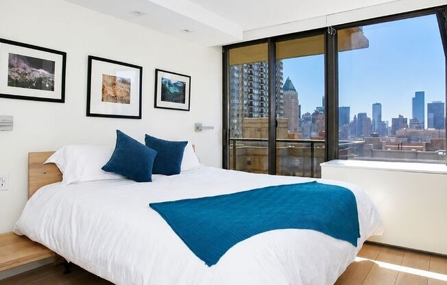 1 bed, 2.5 baths, 633 sqft, $6,000, Unit 23H