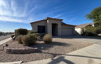 Charming home with a private fenced pool in Ahwatukee Foothills Club West