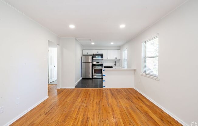 1 bed, 1 bath, 575 sqft, $2,345