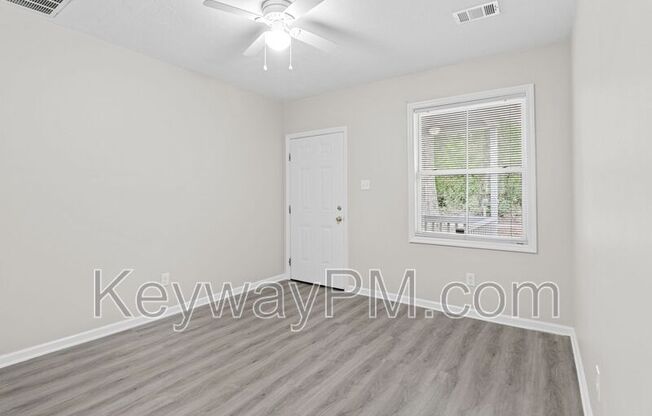 1134 DODGE LN