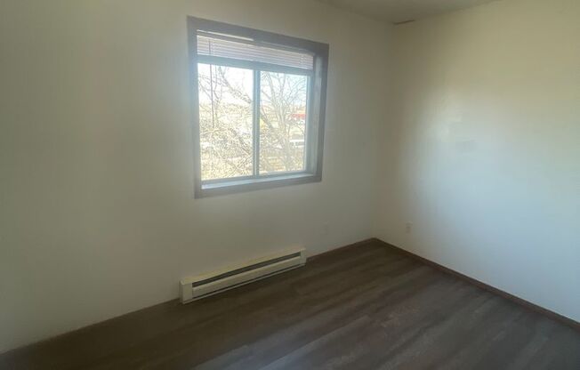 2 beds, 1 bath, 750 sqft, $790, Unit 1206-21