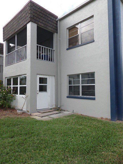 2 beds, 1 bath, $1,695