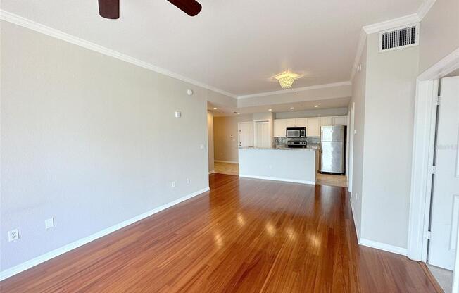 700 S Harbour Island Blvd