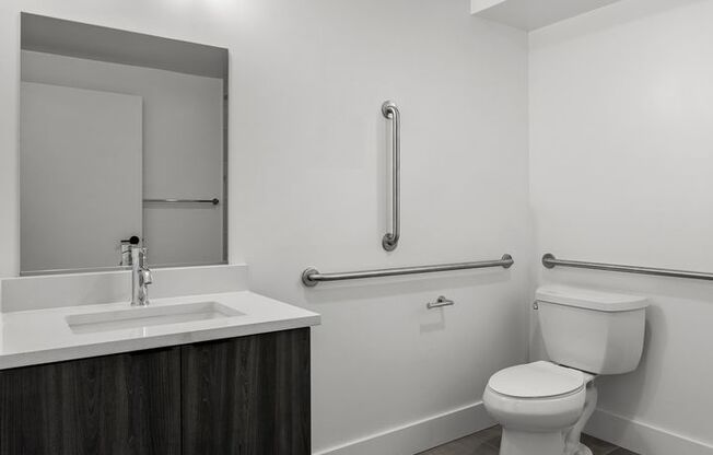 2 beds, 1 bath, 603 sqft, $1,835, Unit 5930-201