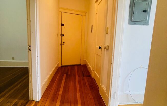 1 bed, 1 bath, 471 sqft, $2,900, Unit 14P-15