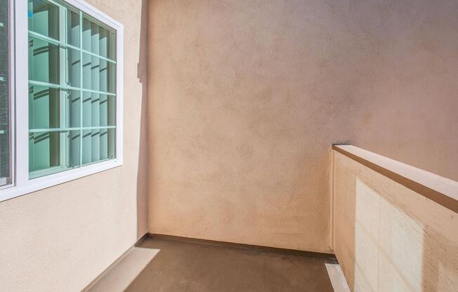 1 bed, 1 bath, 660 sqft, $2,470