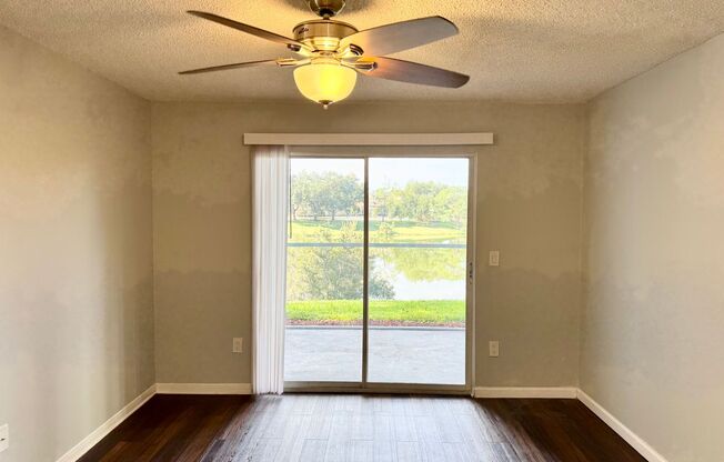Beautiful 2 bedroom/2 bathroom corner condo in gated Regency Park!