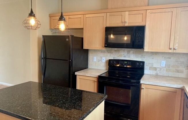 Coming August! Air-Conditioned Villebois Townhome | Pool, Parks, Fitness & More