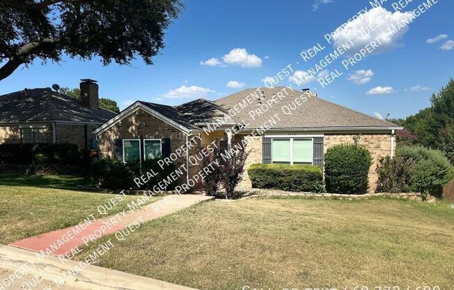 3433 COUNTRY CLUB DR