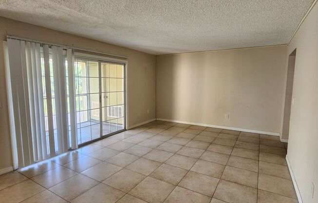 2 beds, 2 baths, $1,535, Unit Unit 4106E