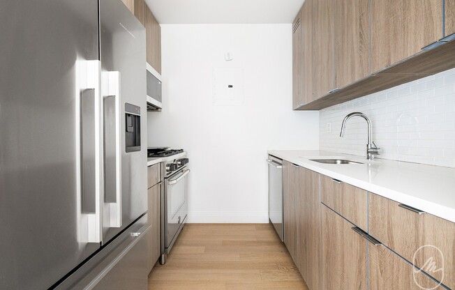 2 beds, 2 baths, 953 sqft, $7,500, Unit 21G