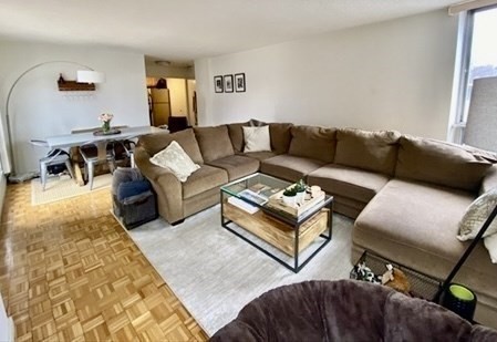 1 bed, 1 bath, 705 sqft, $3,000, Unit 417