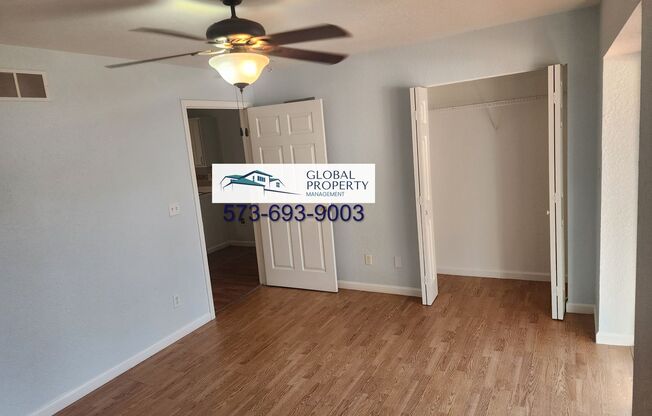 2 beds, 1 bath, $1,250, Unit 51D