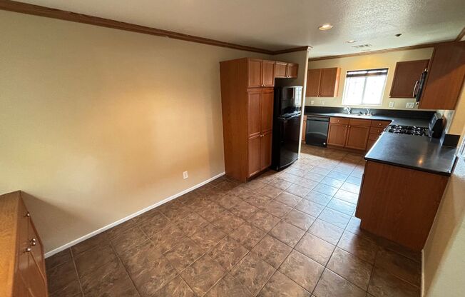 Charming 3 Bedroom, 4 Bathroom, 2-Story Home nestled in this beautiful Northwest Community near Skye Canyon and Providence!