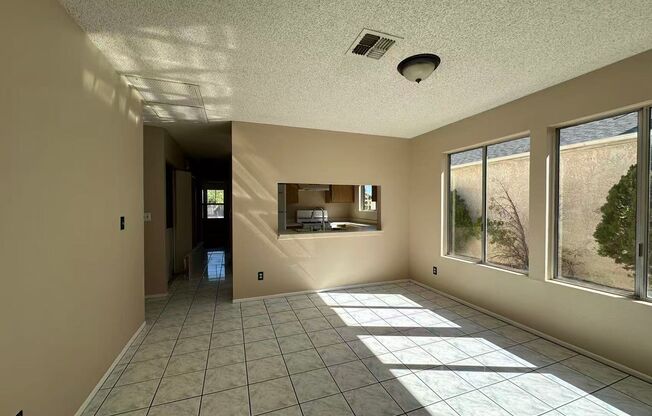 Great house in the Heart of Spring Valley