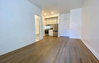 343 W 21 ST