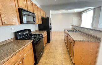 3 beds, 2.5 baths, $2,075