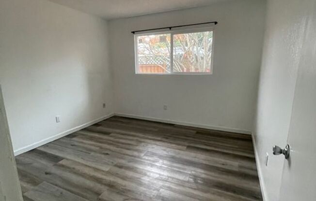 2 beds, 1 bath, $2,250