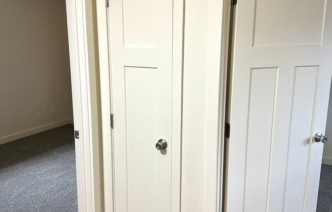 2 beds, 1.5 baths, 800 sqft, $1,499, Unit 1683C