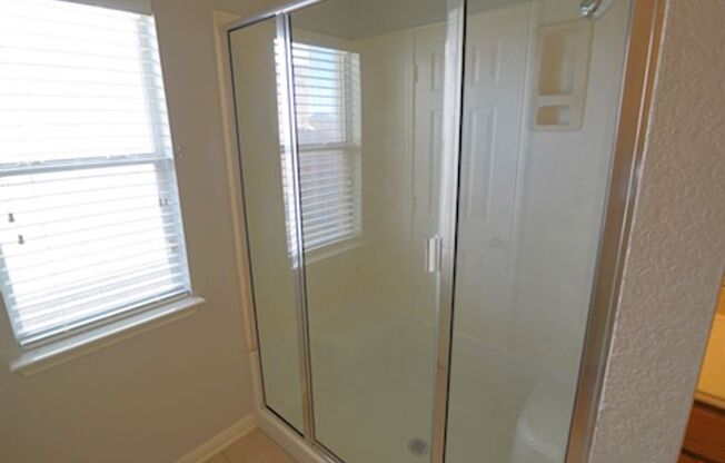 Gorgeous Single Story Home in Cibolo! Realtor Commission: $500