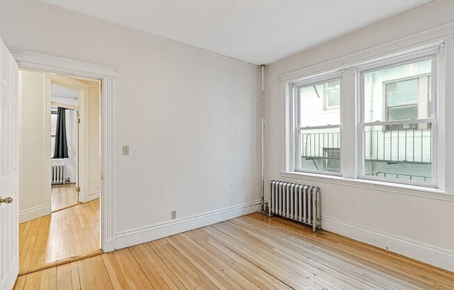 2 beds, 1 bath, 650 sqft, $3,100, Unit 170