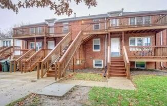 808 N Lincoln Ave