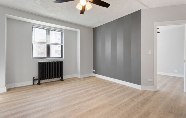 2 beds, 1 bath, 430 sqft, $2,100, Unit 2E