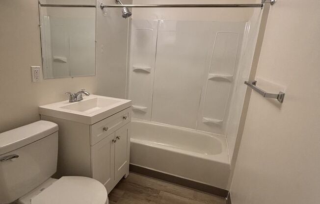 1 bed, 1 bath, 600 sqft, $1,495, Unit B