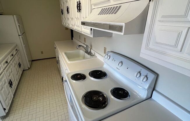 425 E. Henry Clay St.