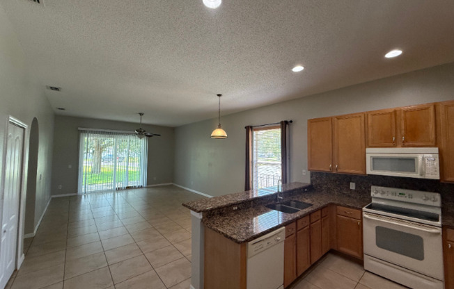 14017 FAIRWINDS CT