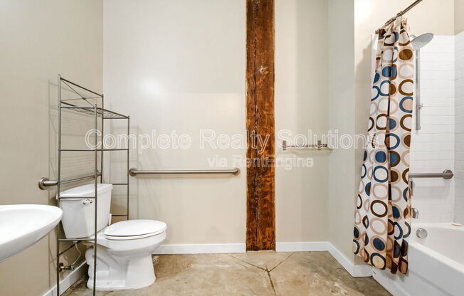 1 bed, 1 bath, 735 sqft, $1,050, Unit 202