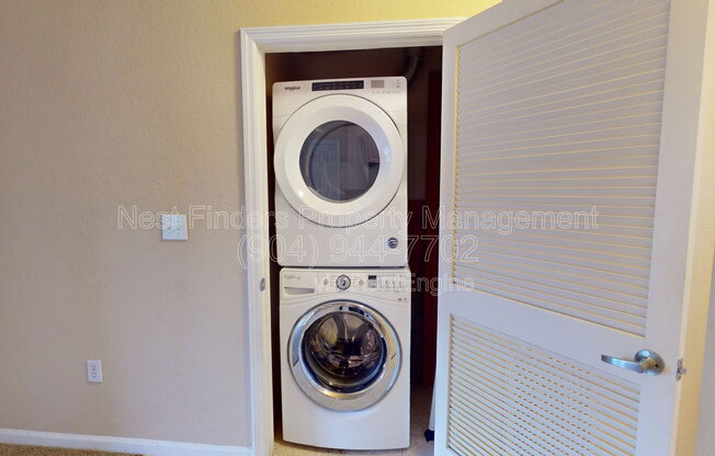 2 beds, 2 baths, 1,049 sqft, $1,295, Unit Unit 9239