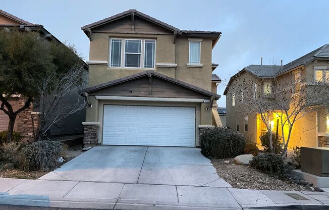 BEAUTIFUL 2,327 SQ FT, 3 BDRM, 2.5 BTHRM, 2 CAR GARAGE, LOCATED NEAR SCHOOLS, SHOPPING, HOSPITAL AND I-215