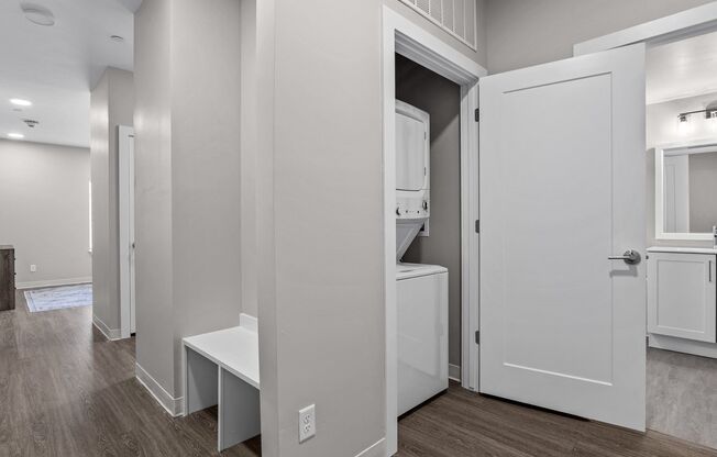 Studio, 1 bath, $1,350, Unit B104