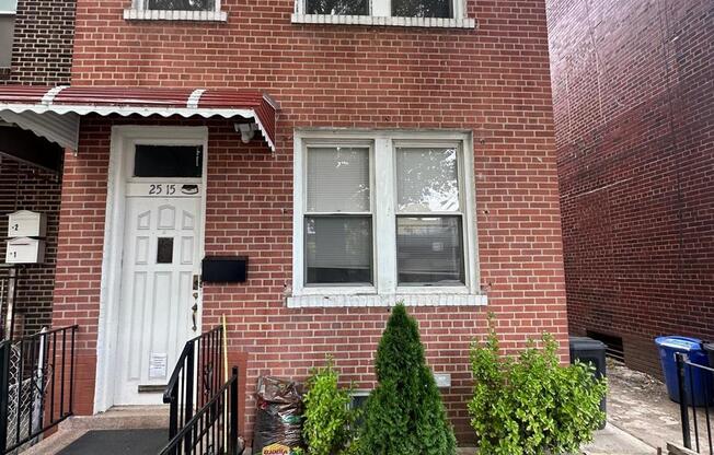 25 15 34 AVE