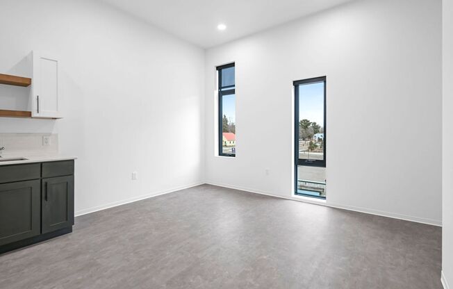 1 bed, 1 bath, 520 sqft, $1,300, Unit 3208