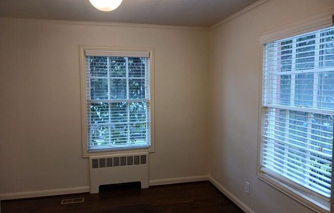 1 bed, 1 bath, 686 sqft, $1,525, Unit 38