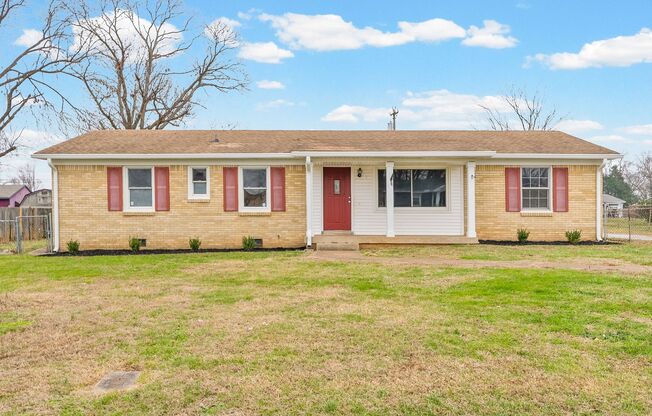 3 Bedroom Pet Friendly Home For Rent Near Post!