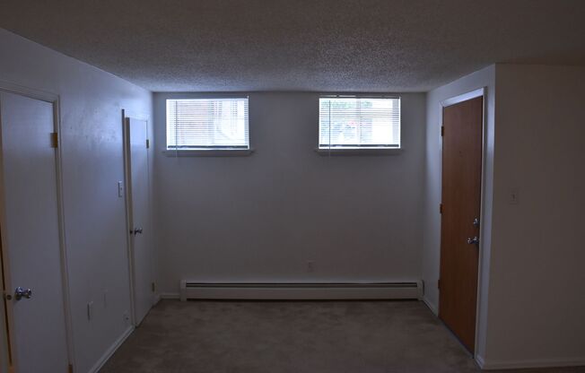 Studio, 1 bath, $1,175