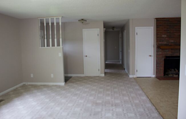 3 beds, 2 baths, $2,100