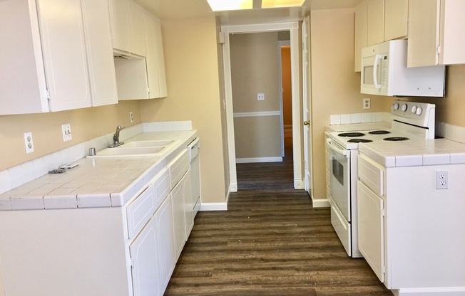$2,295 Ashlan & Fowler, 3 Bedroom - Griffith Ave, Clovis