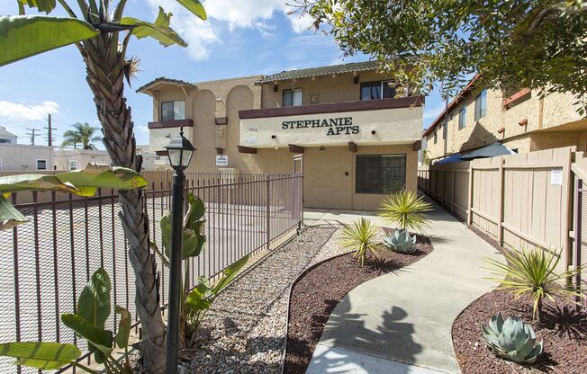 Stephanie Apartments