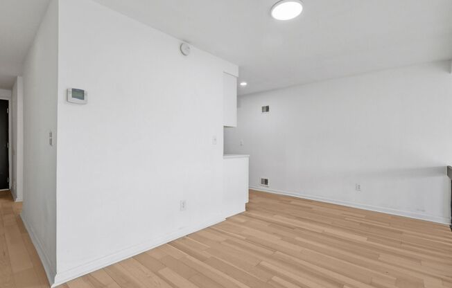 1 bed, 1 bath, 590 sqft, $1,395, Unit 315