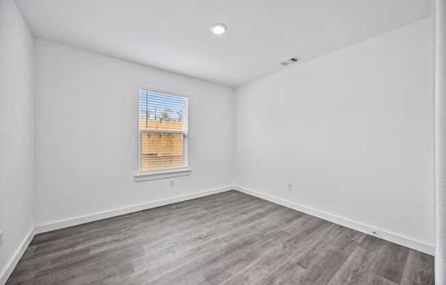 Brand New! Stunning 2-Story Unit