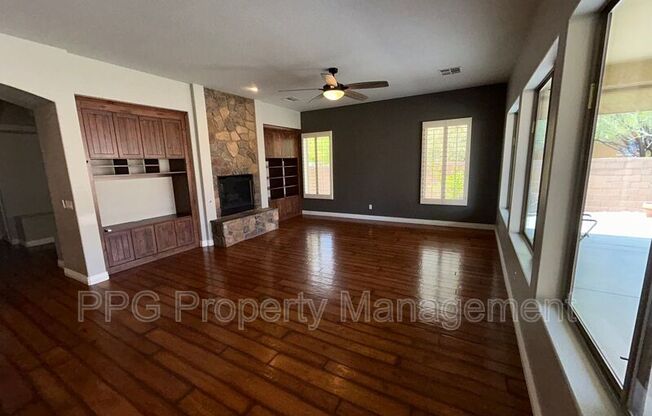 1748 W ALOE VERA DR