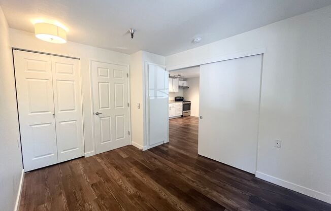 1 bed, 1 bath, 480 sqft, $1,395, Unit 205