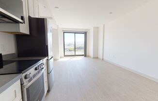 Studio, 1 bath, 365 sqft, $2,645, Unit 363 6th St, Unit 412